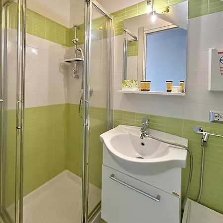 La Piazzetta B&B 지아르디니낙소스