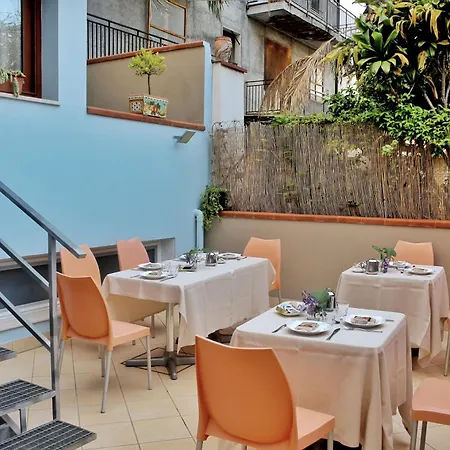 B&B La Piazzetta 지아르디니낙소스