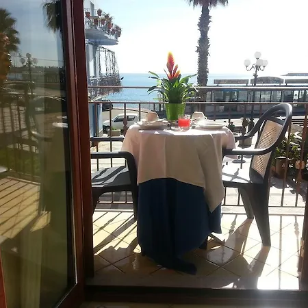 La Piazzetta 4* 지아르디니낙소스