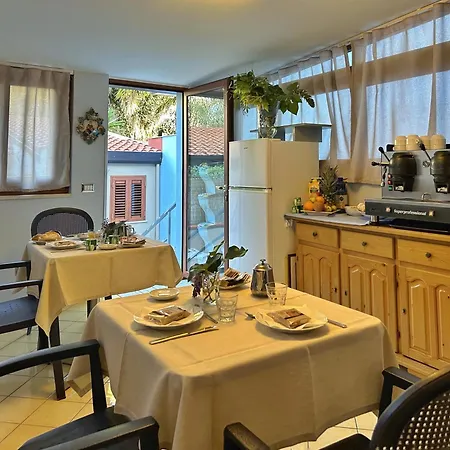 La Piazzetta جيارديني ناكسوس