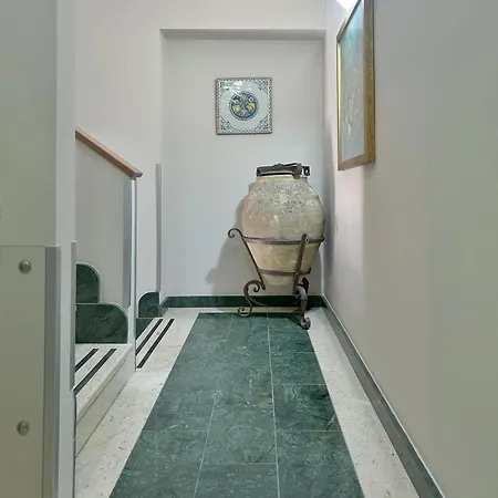 فندق مبيت وإفطار La Piazzetta جيارديني ناكسوس